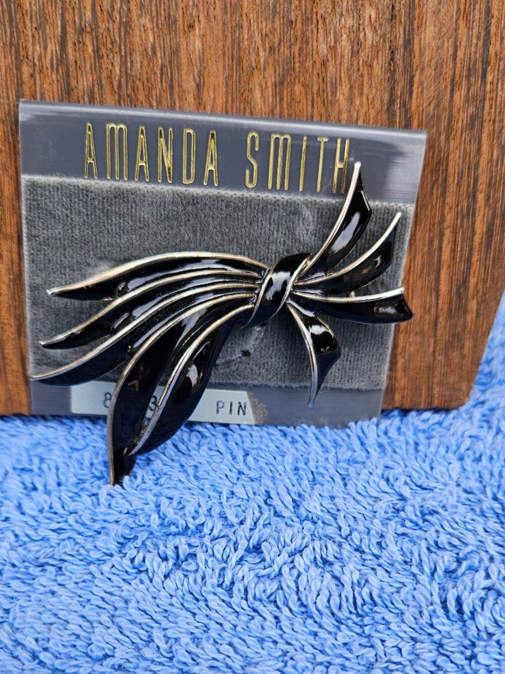 Amanda Smith Black Enamel Bow Pin Brooch NWT + Black Faceted Crystal...